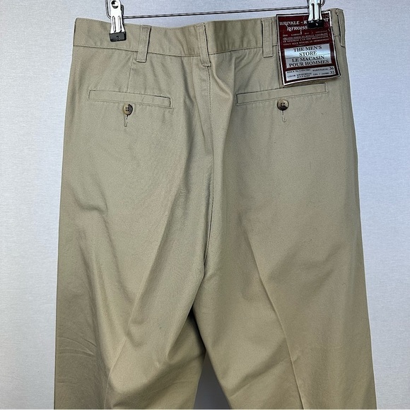 VINTAGE Pleated Khaki Pants Reg Fit Tan Wrinkle-Resist 36" Men's - Picture 4 of 8